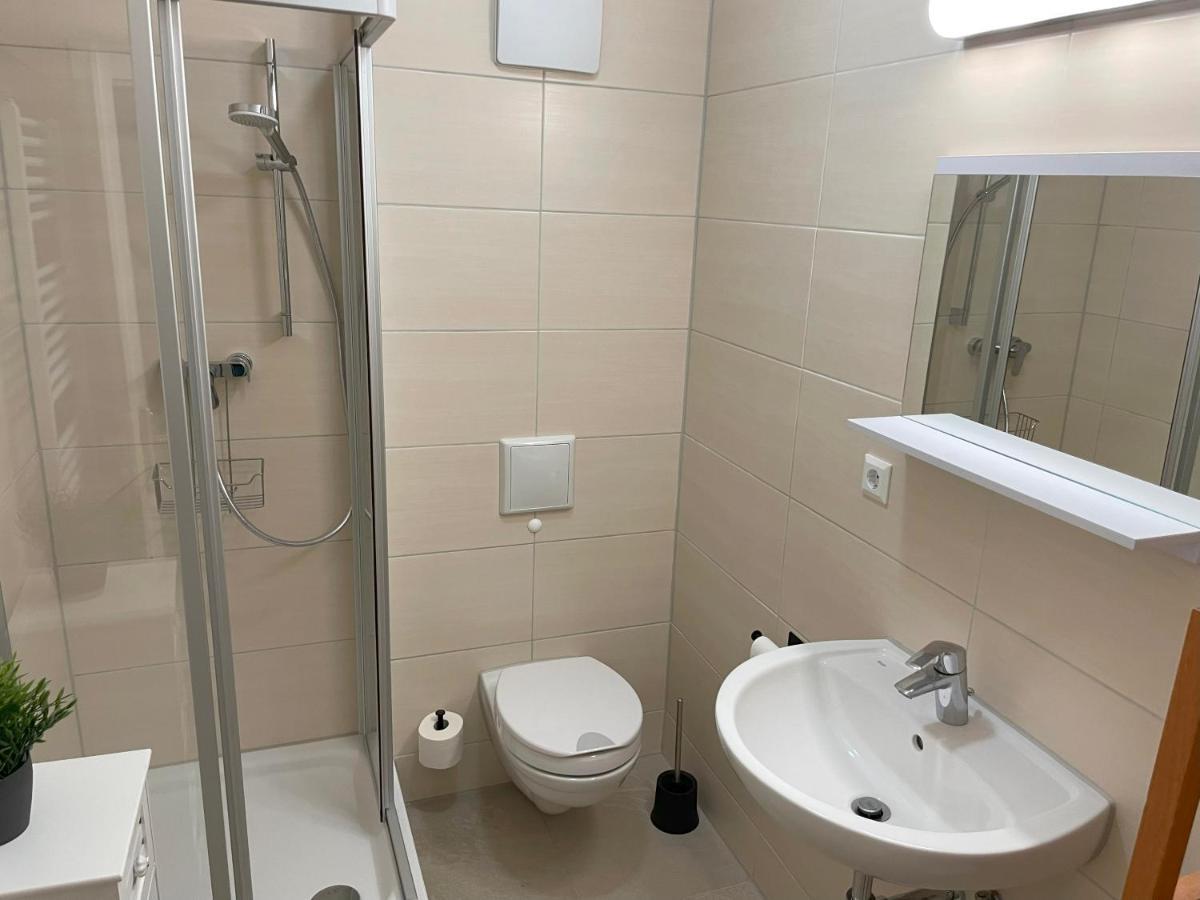 Apartment Ostseerose Ein Strandkorb Ist Im Sommer Inclusive เซมพิน ภายนอก รูปภาพ